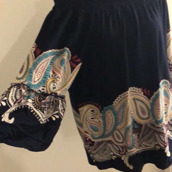 Top - Picture 2 of 4